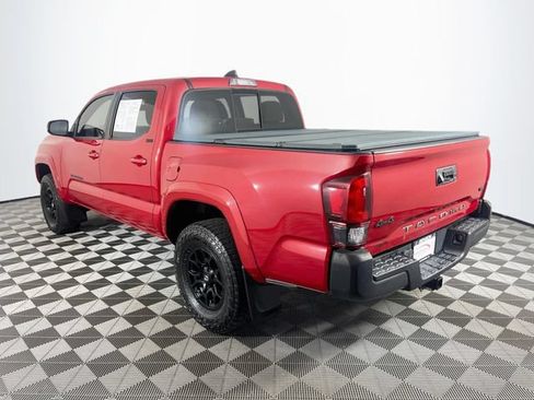 Used 2020 Toyota Tacoma SR5 AWD/4WD image 6