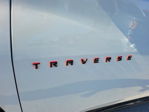 Certified 2023 Chevrolet Traverse Premier w/ Redline Edition image 4