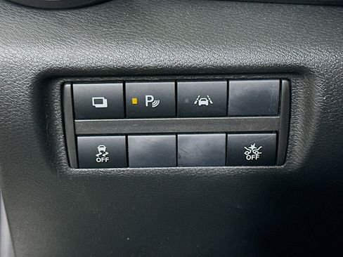 Used 2024 Nissan Versa S w/ Trunk Package image 16