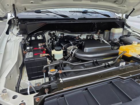 Used 2018 Nissan NV 3500 S RWD image 25