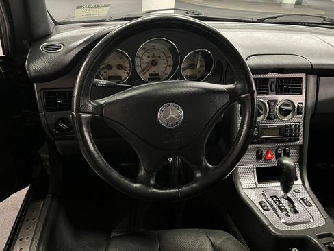 Used 2003 Mercedes-Benz SLK 230 image 7