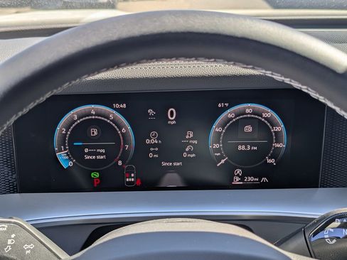 New 2026 Volkswagen Tiguan SE image 14