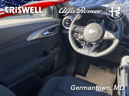Used 2024 Alfa Romeo Tonale Ti image 44