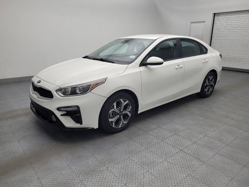 Used 2021 Kia Forte LXS FWD image 2