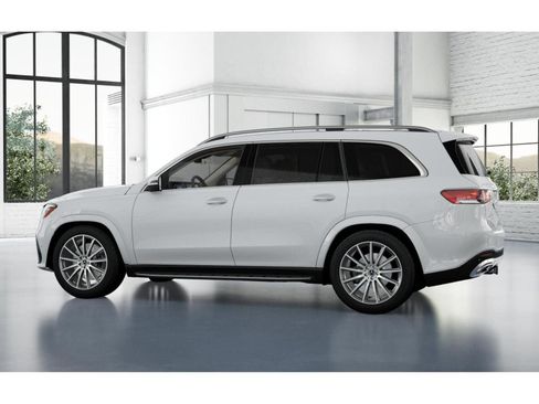 New 2026 Mercedes-Benz GLS 450 4MATIC image 32