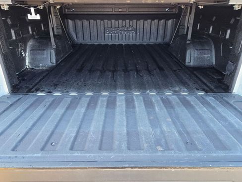 Used 2024 Chevrolet Silverado 1500 High Country image 31