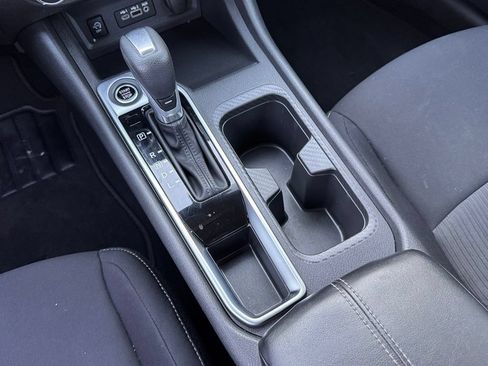 Certified 2024 Nissan Sentra SV FWD image 17