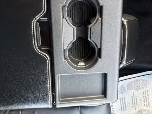 Used 2015 Ford F150 Lariat w/ Trailer Tow Package image 25