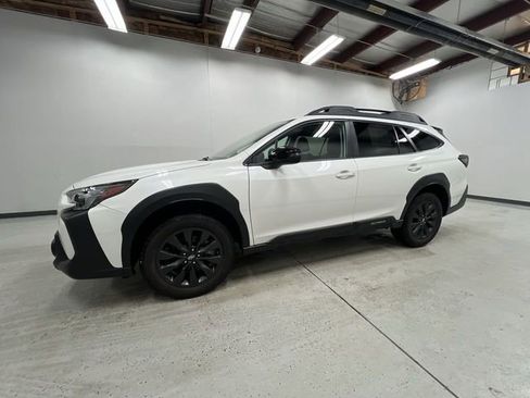 Used 2024 Subaru Outback Onyx Edition image 5
