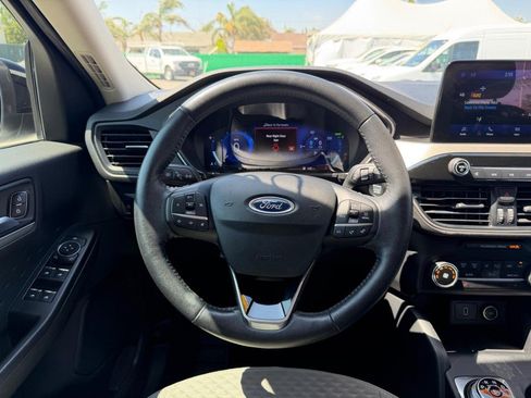Used 2020 Ford Escape SE Sport FWD image 27