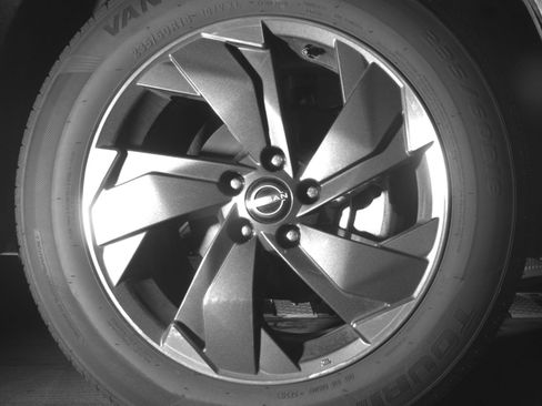 Used 2025 Nissan Rogue SV AWD/4WD image 24
