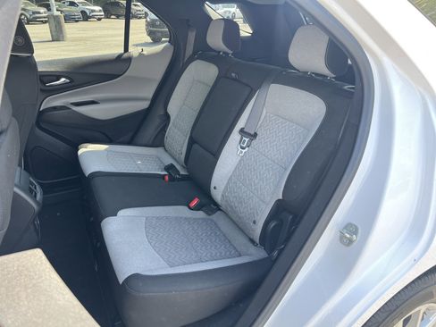 Used 2022 Chevrolet Equinox LT AWD/4WD image 15