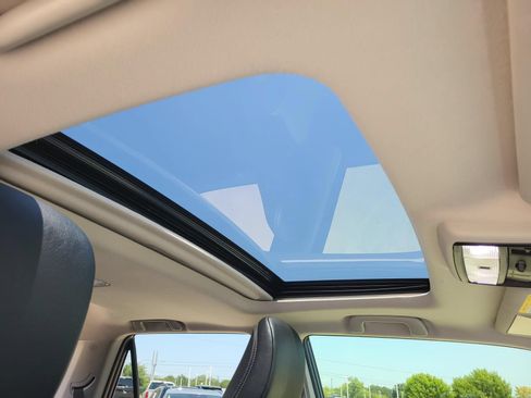 Used 2024 Toyota 4Runner SR5 Premium w/ Moonroof Package RWD image 14