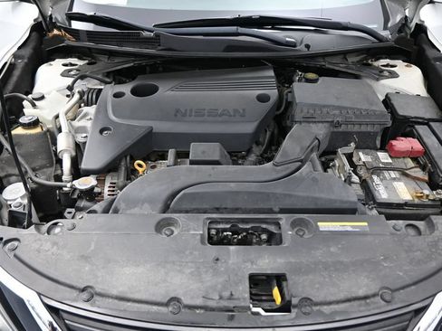 Used 2017 Nissan Altima 2.5 S w/ Power Driver Seat Package FWD image 27