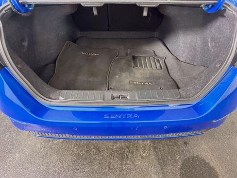 Used 2022 Nissan Sentra SV w/ Trunk Package image 35