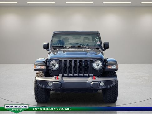 Used 2022 Jeep Gladiator Rubicon w/ Cold Weather Group AWD/4WD image 9