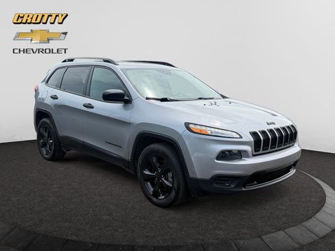 Used 2016 Jeep Cherokee Sport w/ Cold Weather Group AWD/4WD image 7