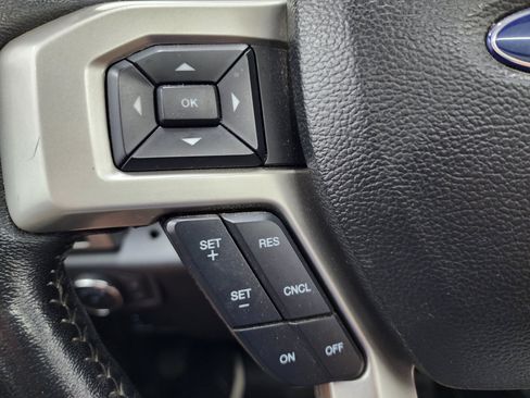 Used 2022 Ford F250 Lariat w/ Tremor Off-Road Package AWD/4WD image 18