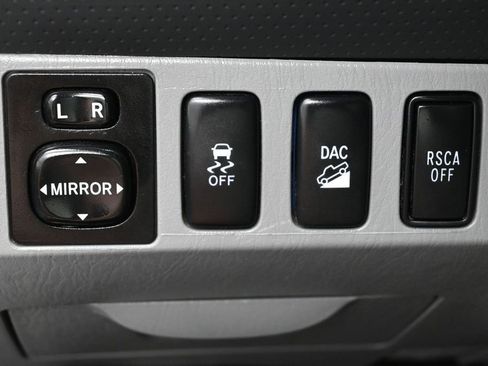 Used 2013 Toyota Tacoma 4x4 Double Cab w/ TRD Off-Road Pkg image 15