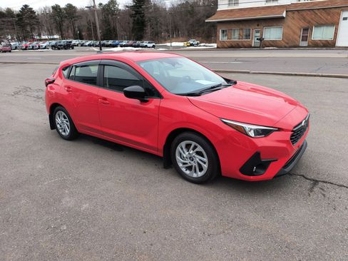 Certified 2025 Subaru Impreza 2.0i image 2