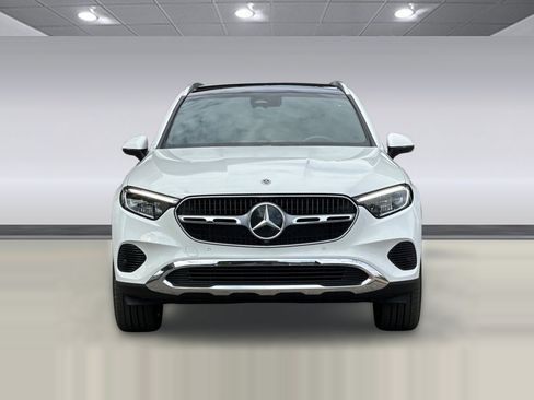 Used 2024 Mercedes-Benz GLC 300 4MATIC image 6