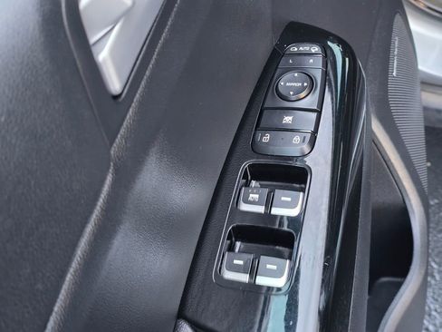 Used 2021 Kia Sportage EX w/ EX Technology Package image 14