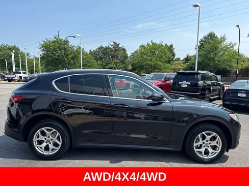 Used 2021 Alfa Romeo Stelvio Sprint w/ Sun & Sound Package AWD/4WD image 8