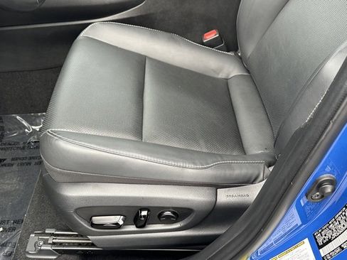 Used 2022 Lexus UX 250h w/ Premium Package image 25