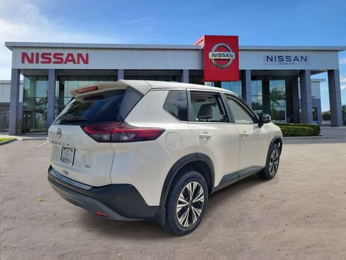 Certified 2023 Nissan Rogue SV image 5