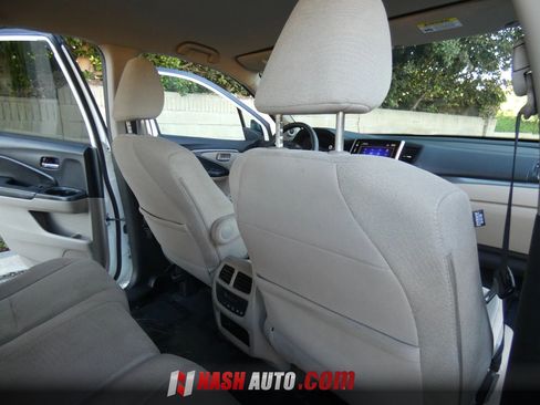 Used 2016 Honda Pilot EX image 38