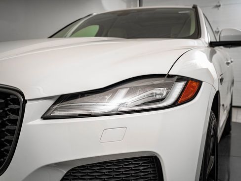 Used 2023 Jaguar F-PACE S image 16