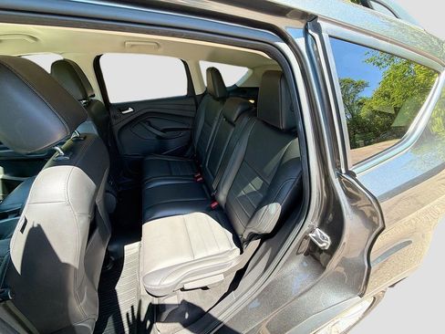 Used 2016 Ford Escape SE w/ SE Leather Comfort Package AWD/4WD image 25