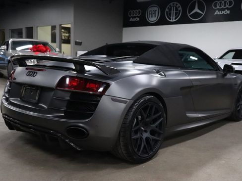 Used 2011 Audi R8 V10 image 9