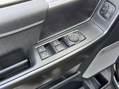 Used 2025 Ford F150 Lariat w/ Equipment Group 501A Mid image 15