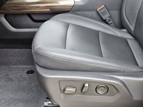 Used 2024 Chevrolet Silverado 1500 LT Trail Boss w/ LT Trail Boss Premium Package image 30