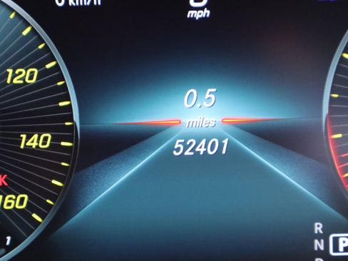 Used 2019 Mercedes-Benz C 300 4MATIC Sedan image 20