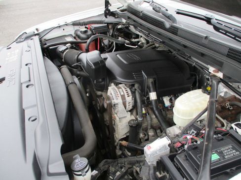 Used 2015 GMC Sierra 2500 Denali w/ Driver Alert Package image 26