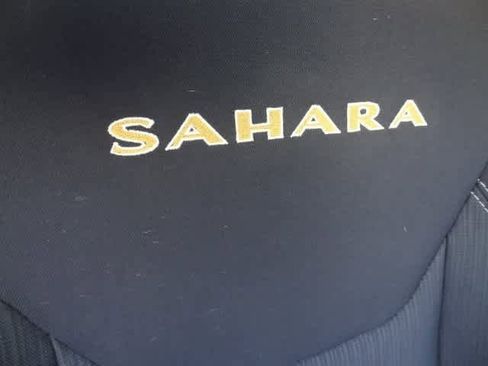 Used 2015 Jeep Wrangler Unlimited Sahara image 13