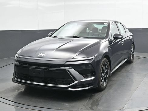 Used 2024 Hyundai Sonata SEL FWD image 6