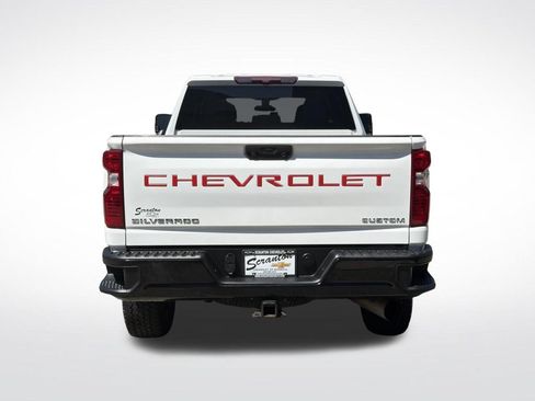 Certified 2022 Chevrolet Silverado 2500 Custom w/ Custom Value Package AWD/4WD image 6