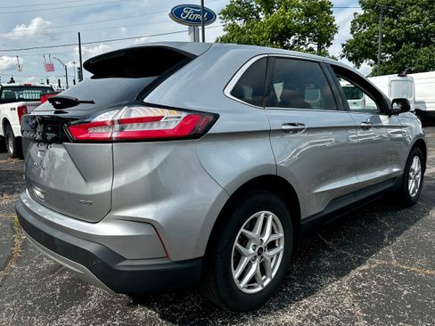 Used 2024 Ford Edge SEL AWD/4WD image 4