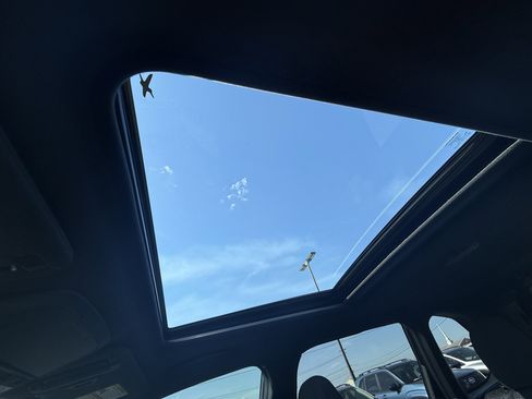 New 2025 Subaru Forester Premium image 30