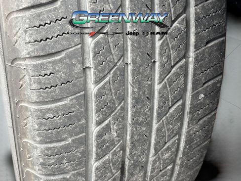 Used 2019 Volkswagen Tiguan SE image 32