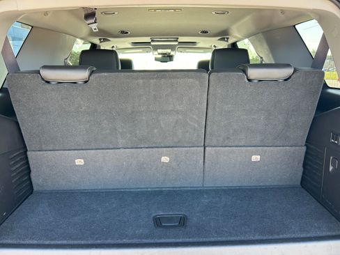 Used 2016 Chevrolet Tahoe LTZ RWD image 8