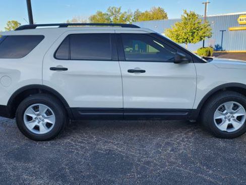 Used 2012 Ford Explorer 4WD w/ Class III Trailer Tow Pkg image 3