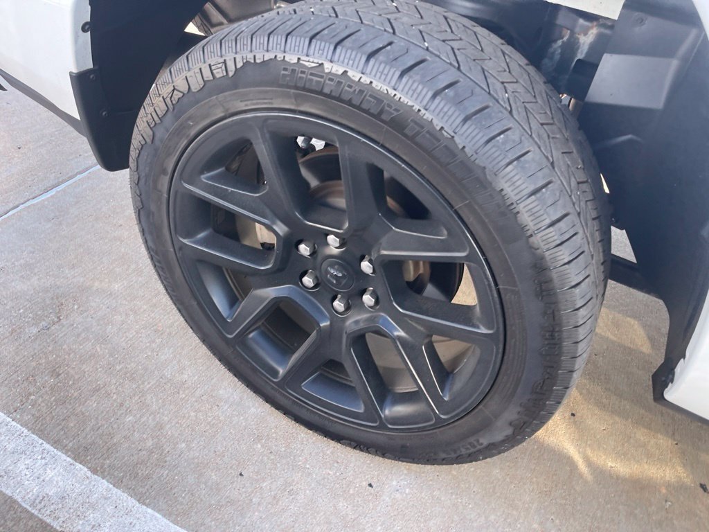Used 2023 RAM 1500 Laramie AWD/4WD image 6