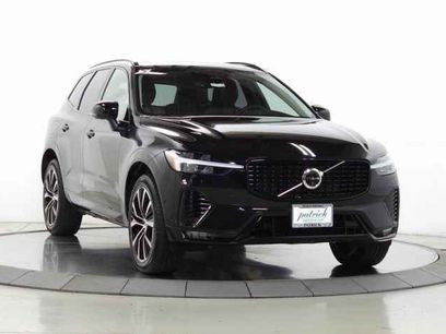 New 2025 Volvo XC60 B5 Plus w/ Protection Package Premier