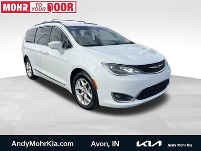 Used 2017 Chrysler Pacifica Touring-L w/ Tire & Wheel Group