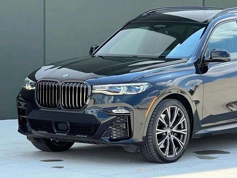 Used 2022 BMW X7 M50i AWD/4WD image 40