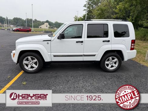 Used 2012 Jeep Liberty Limited w/ Comfort/Convenience Group AWD/4WD image 5